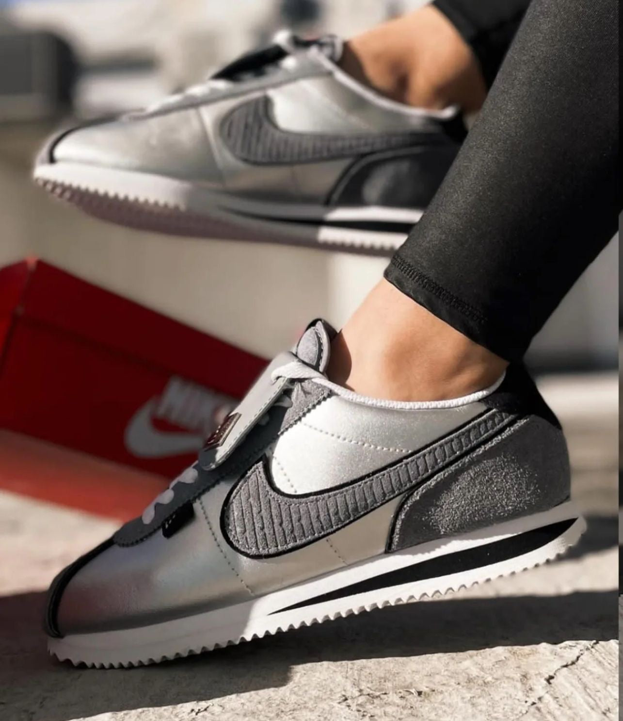 NIKE CORTE