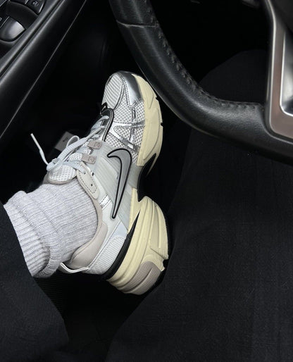 Nike V2K Run